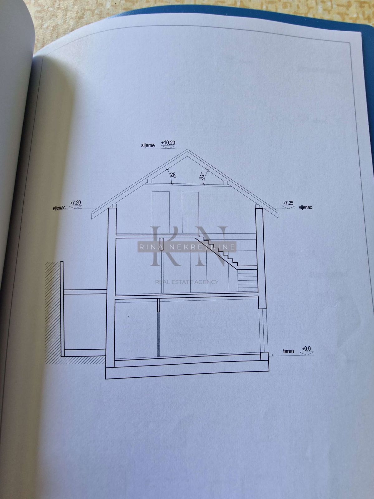 Hiša Jablanovec, Zaprešić - Okolica, Stubička ulica , 200m2