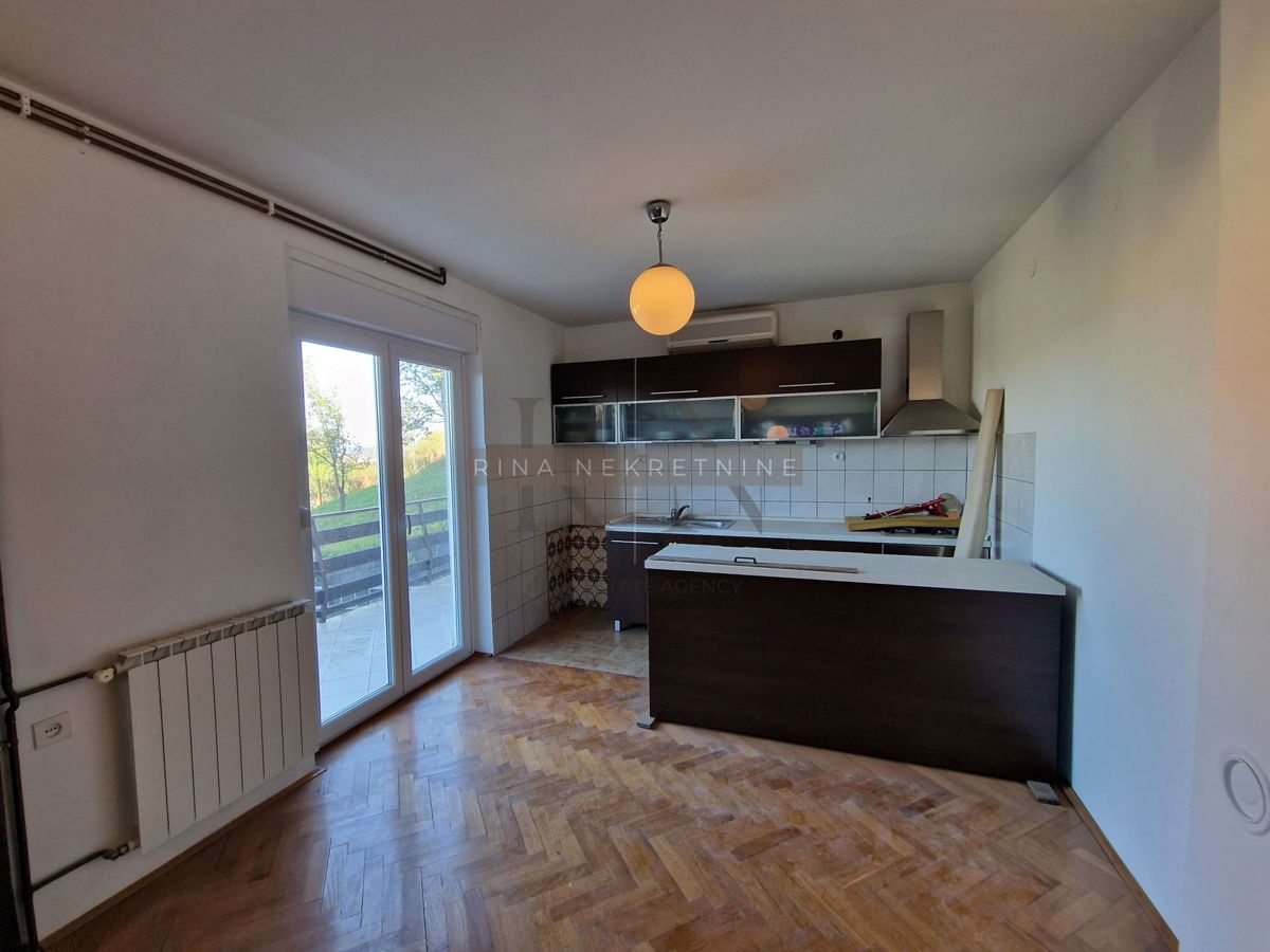 Hiša Jablanovec, Zaprešić - Okolica, Stubička ulica , 200m2