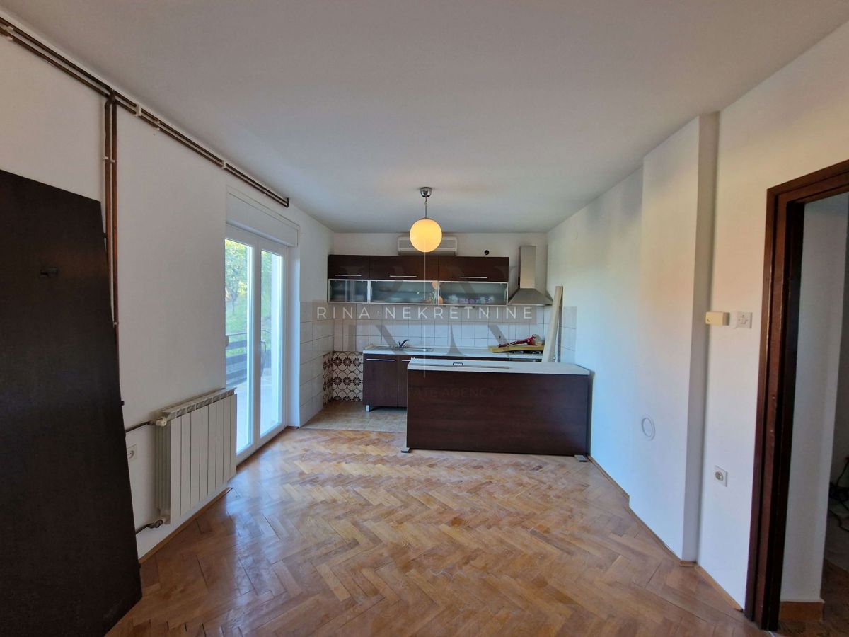 Hiša Jablanovec, Zaprešić - Okolica, Stubička ulica , 200m2