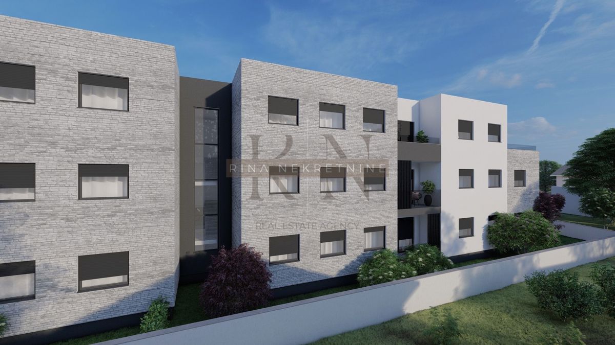 NOVA ZAGREB – BLATO – NOVO – STANOVANJE S TERASO!