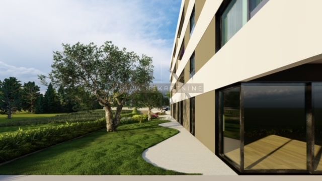 Poreč, novogradnja – stanovanje S3 s pogledom na morje