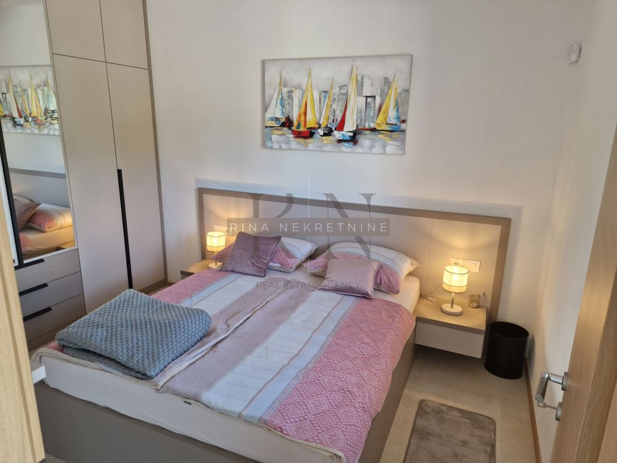 ISTRA - ROVINJ - Opremljena enonadstropna hiša z bazenom!