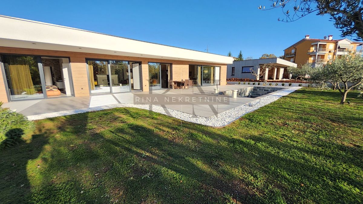 Moderna vila 176 m² z bazenom, Rabac – Labin