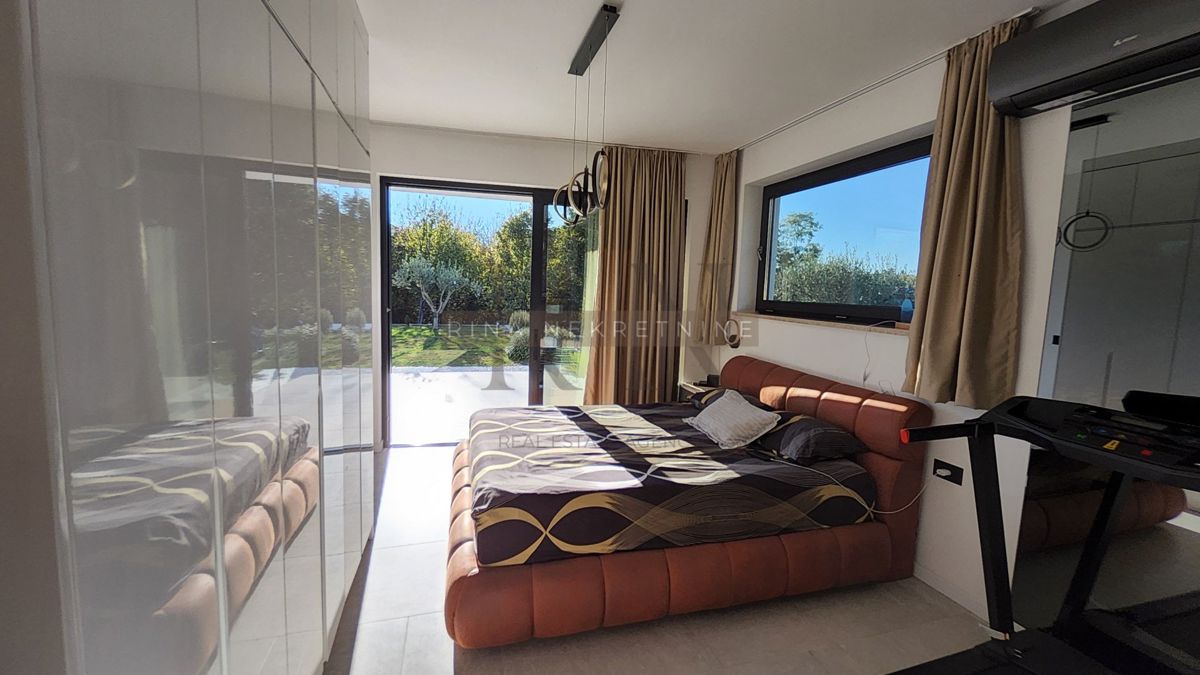 Moderna vila 176 m² z bazenom, Rabac – Labin