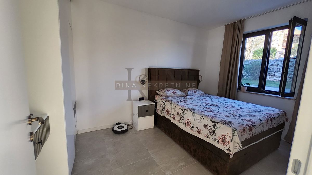 Moderna vila 176 m² z bazenom, Rabac – Labin