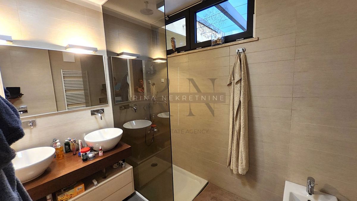 Istra, Poreč center, penthouse 110 m², pogled na morje