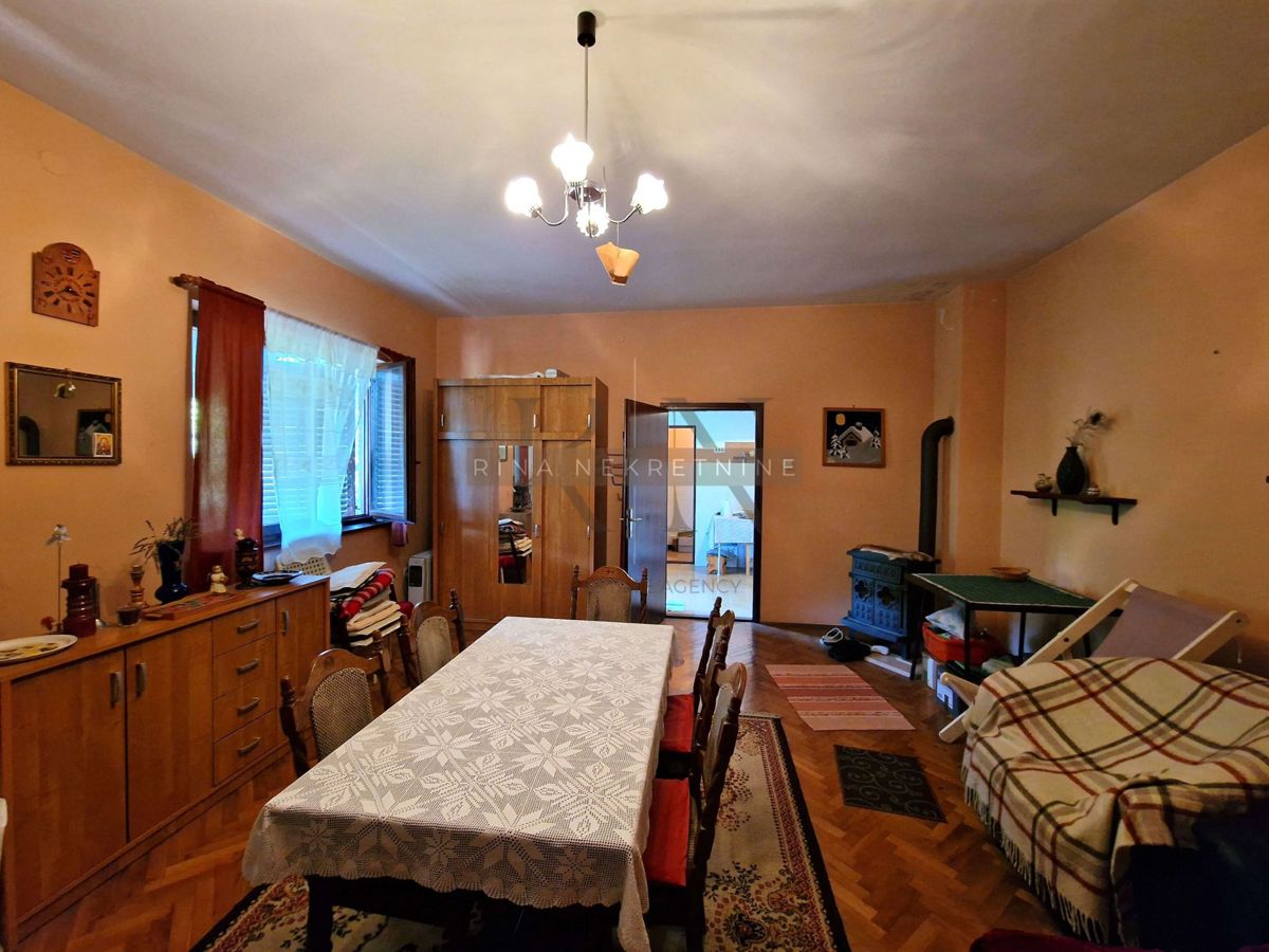 Hiša Goranec, Sesvete, Glavna ulica, 87m2