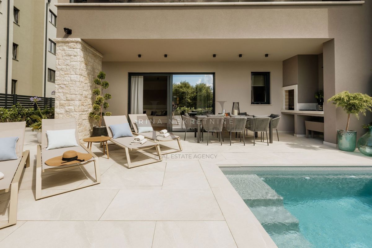 ISTRA - POREČ - DOKONČANA NOVA VILA Z BAZENOM!