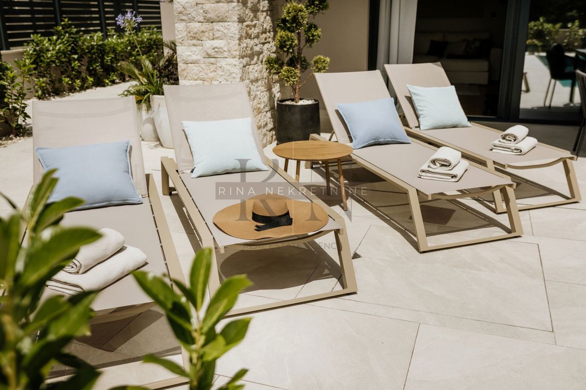 ISTRA - POREČ - DOKONČANA NOVA VILA Z BAZENOM!
