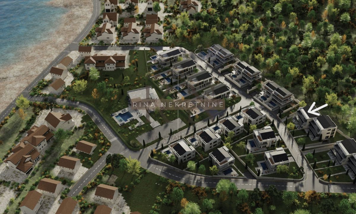 Istra–Umag: SMART HOME stanovanje v resortu s bazenom