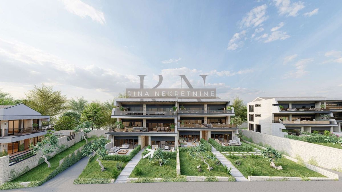 Istra–Umag: SMART HOME stanovanje v resortu s bazenom