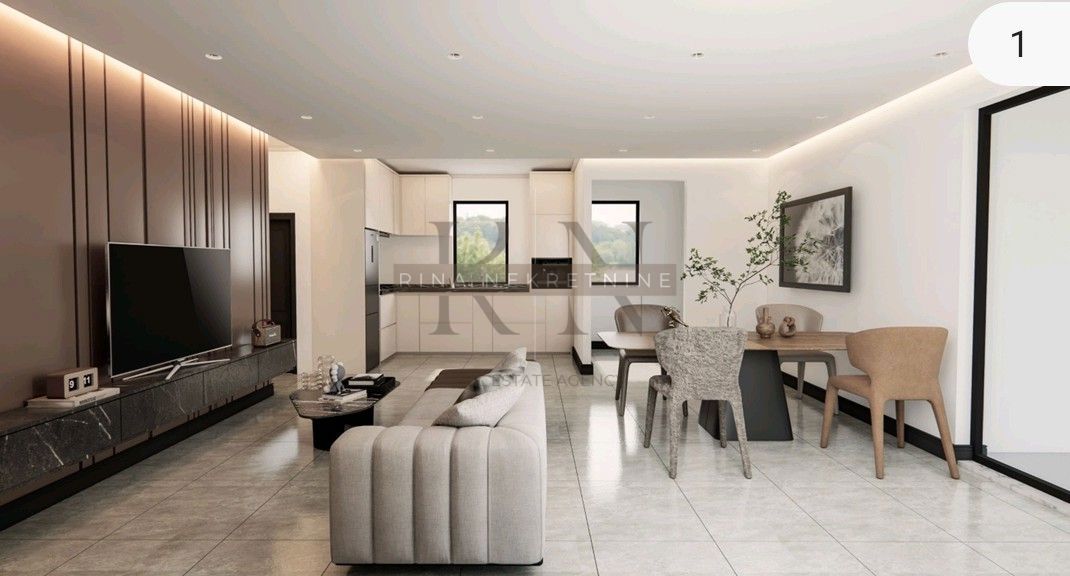 Poreč – Trisobno stanovanje v prvem nadstropju blizu plaže