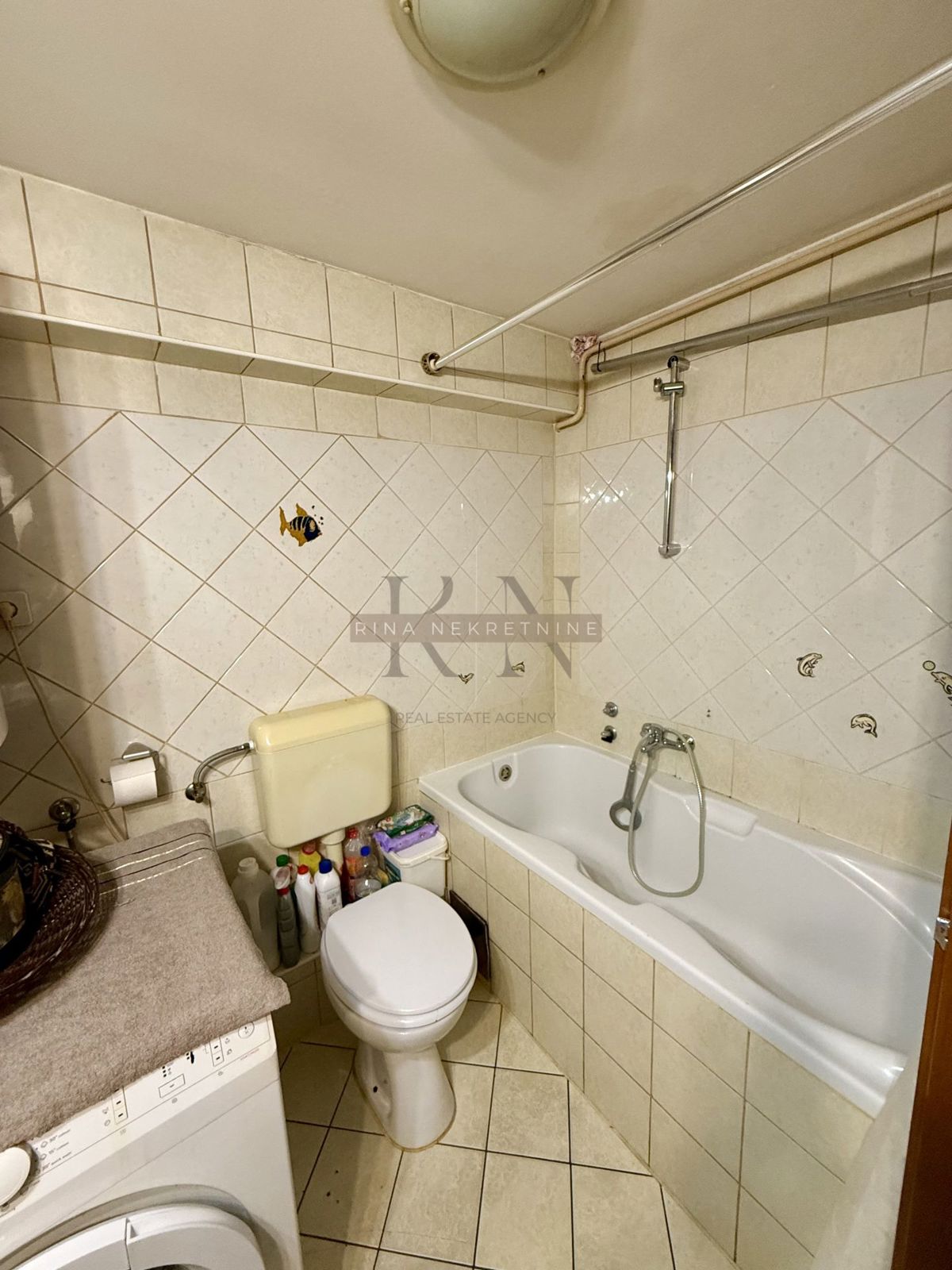 ZAGREB - LANIŠTE - 3-sobno stanovanje z galerijo