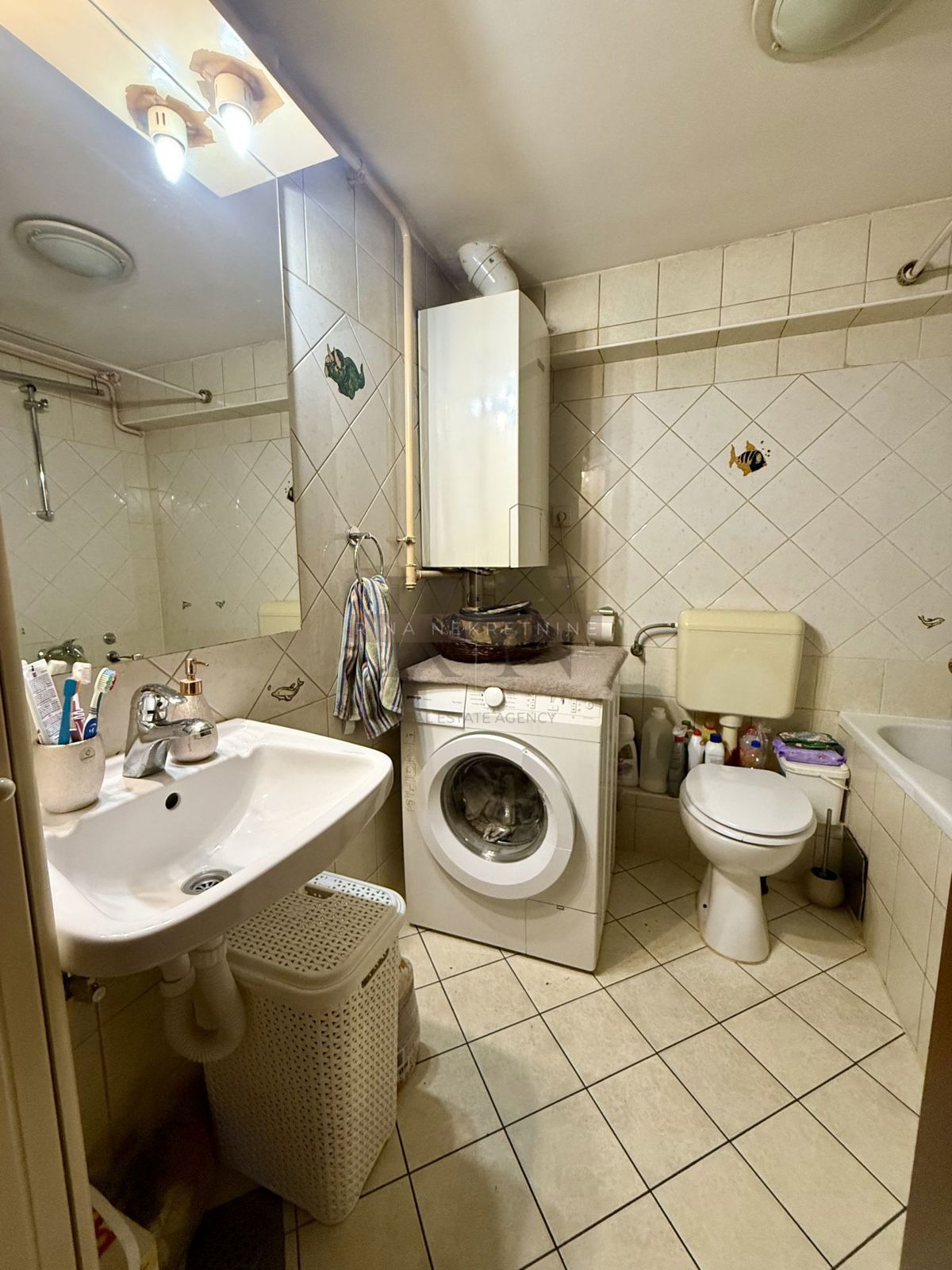 ZAGREB - LANIŠTE - 3-sobno stanovanje z galerijo