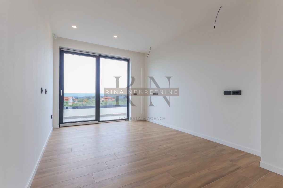 Luksuzna vila Poreč 220 m², bazen, pogled na morje