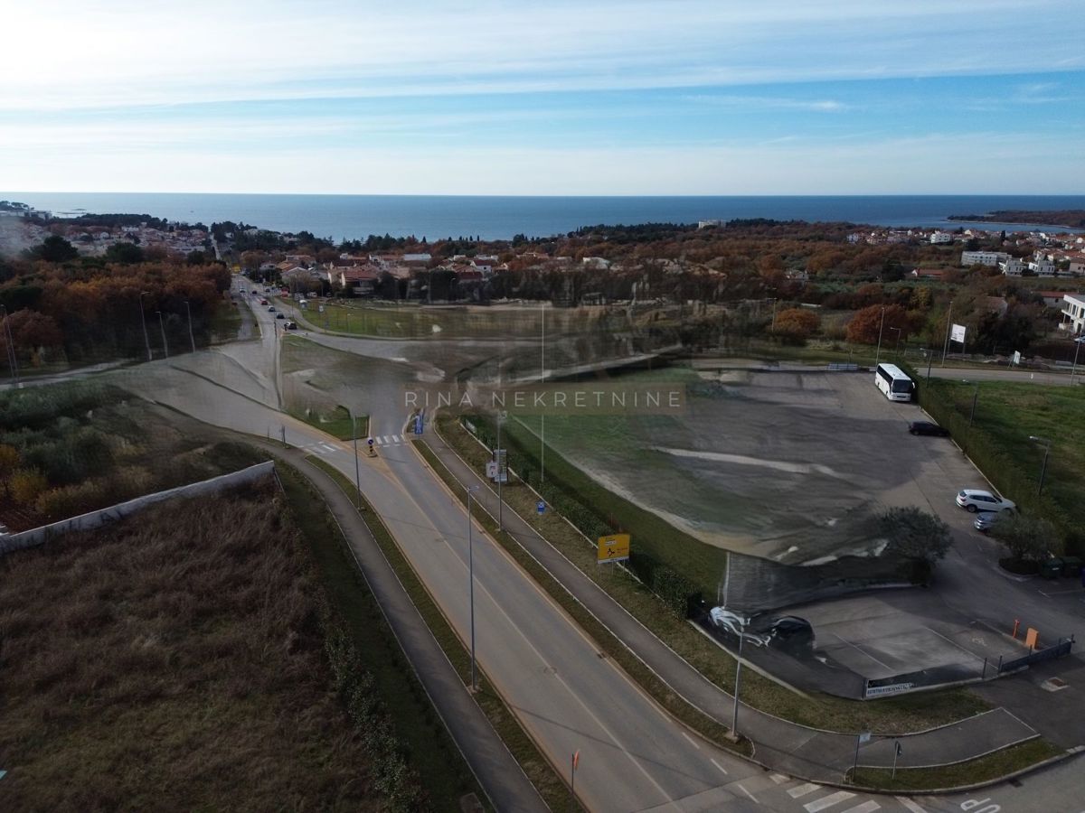 Istra – Poreč: Vrstna Hiša z Vrtom in Pogledom na Morje