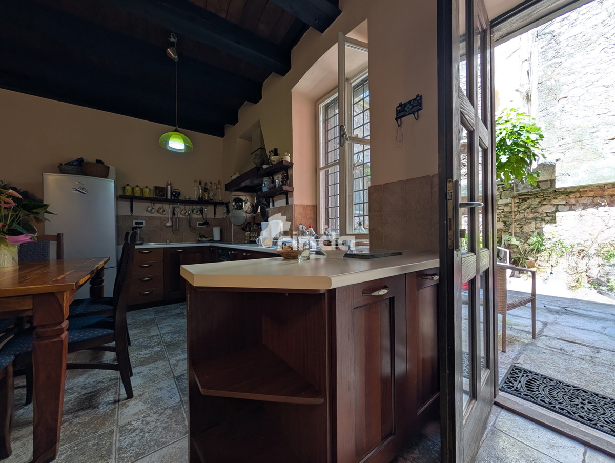Hiša z dvoriščem - Rovinj - Staro mestno jedro - Center - 154 m2