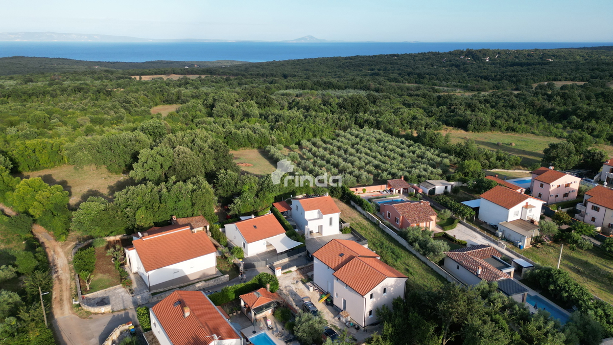 Hiša - Visoki roh bau - Duga uvala - 100 m2 + (50 m2)