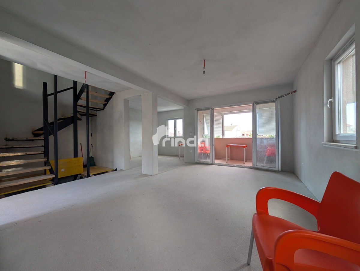 Hiša - Visoki roh bau - Duga uvala - 100 m2 + (50 m2)