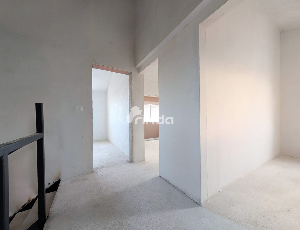 Hiša - Visoki roh bau - Duga uvala - 100 m2 + (50 m2)