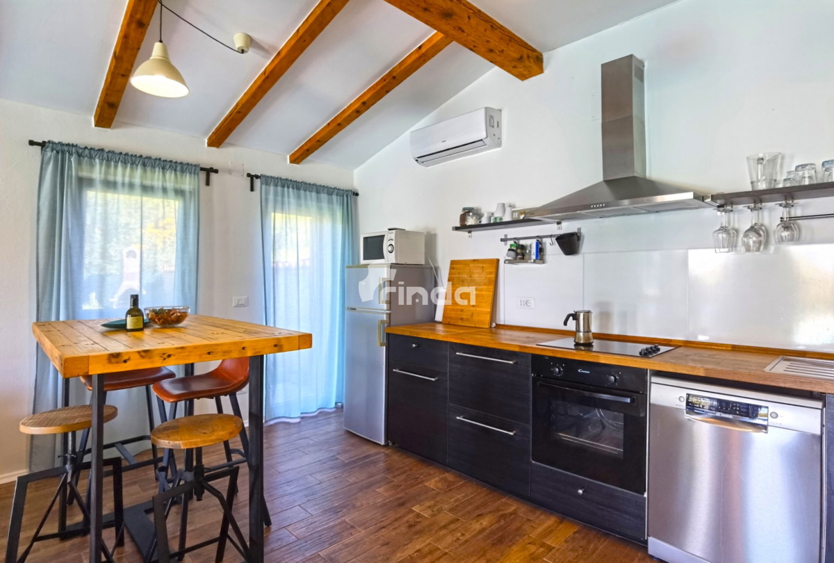 Hiša z bazenom, obdana z zelenimi griči - Motovun okolica - 85 m² + (467 m²)