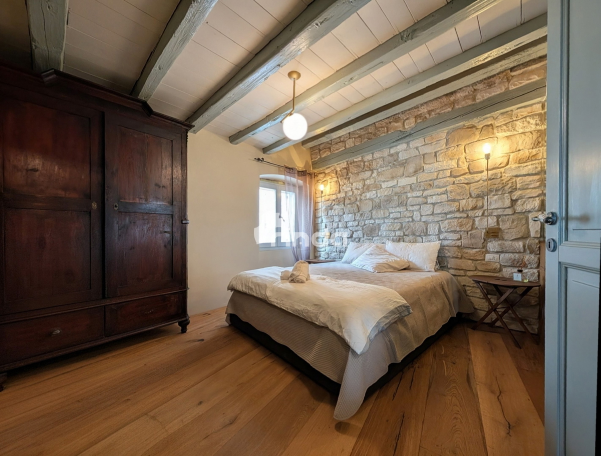 Dvoetažno stanovanje z razgledom na morje v središču starega mestnega jedra - 75 m2