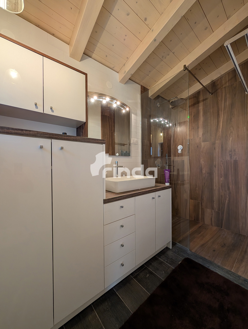 Kmetijsko posestvo z legalizirano hišo - 12.000 m2 + (36 m2)