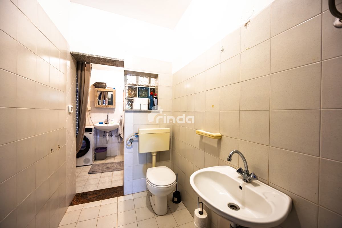 Istrska kamnita hiša z oljčnim nasadom - Mrgani - Limskega kanala - 165 m2 + (1.350 m2)