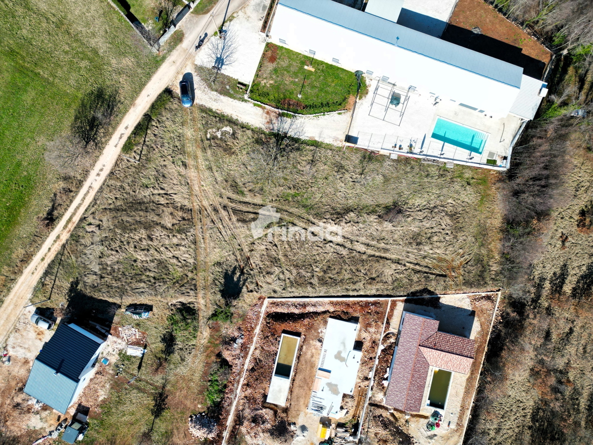 Gradbeno zemljišče - Žminj - 1.246 m2