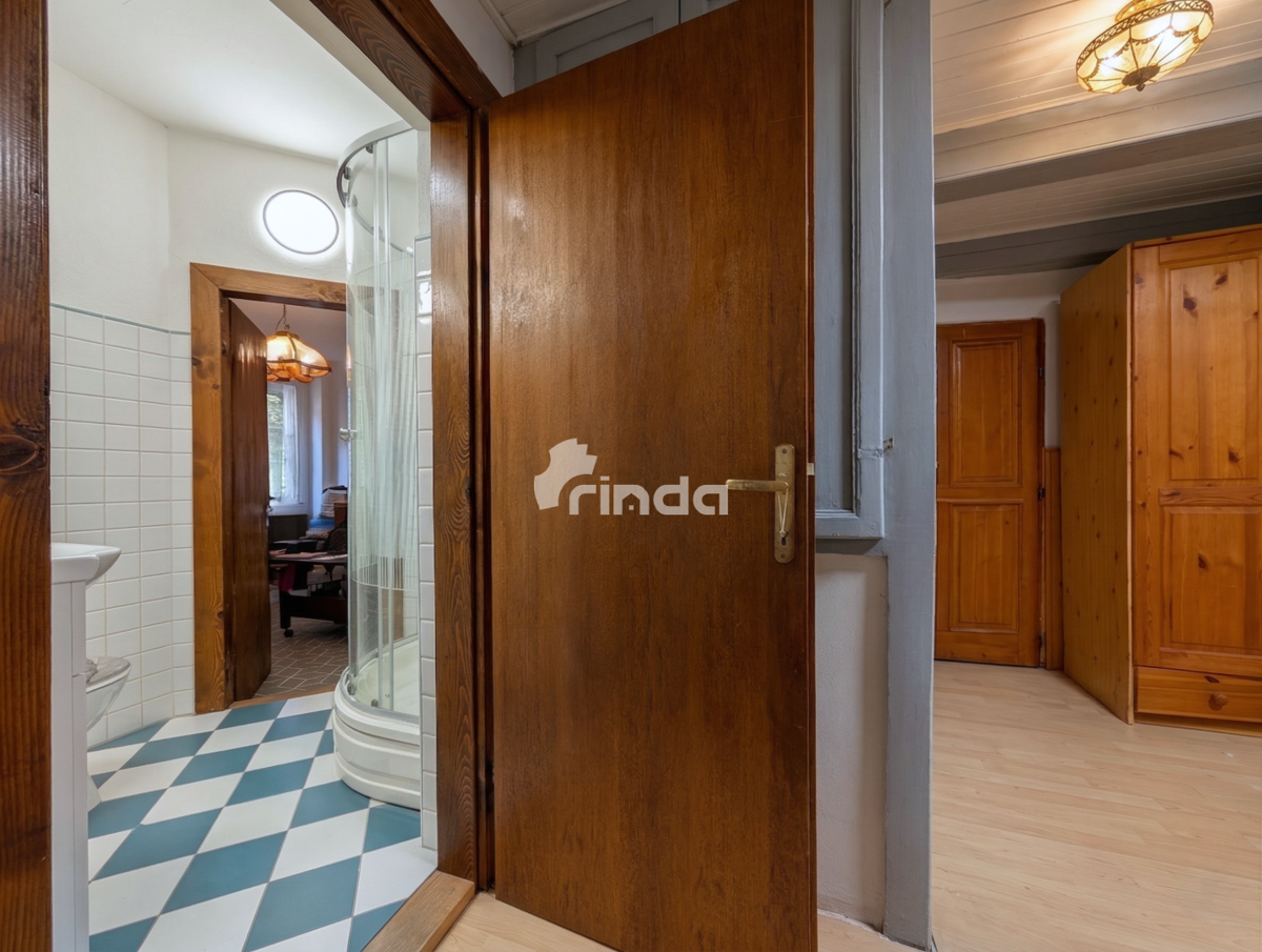 Dvoetažno stanovanje v centru Rovinja s tremi ločenimi vhodi - 60 m2