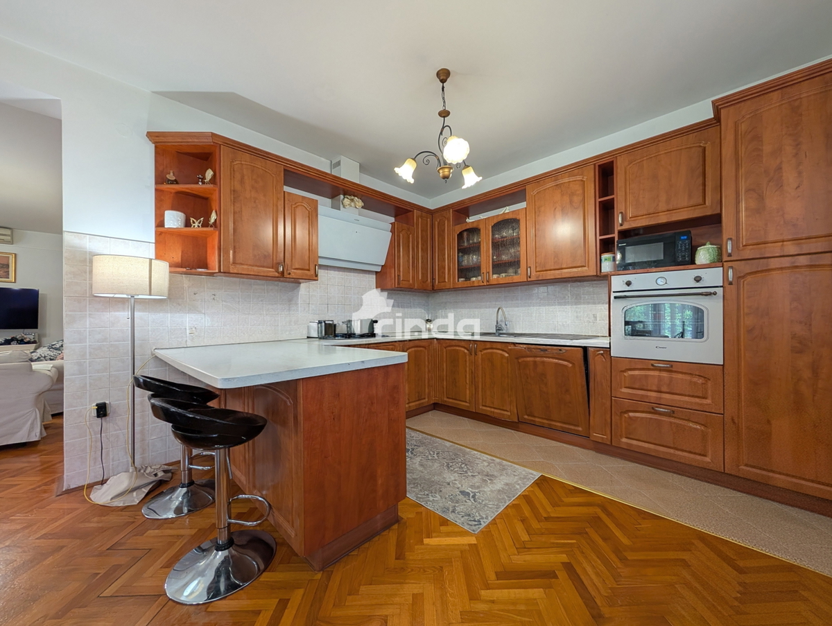 Dvojna hiša - 4 bivalne enote - Rovinj - 365 m2 + (170 m2)