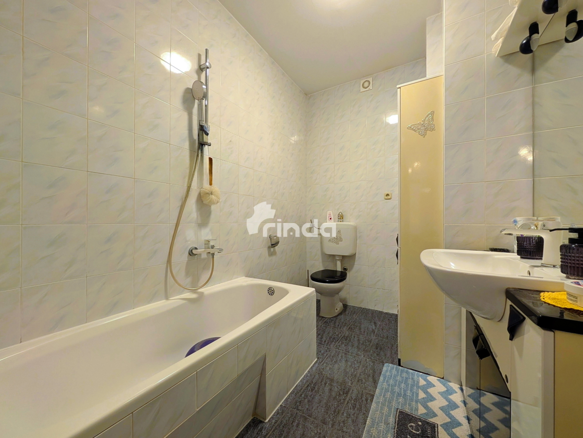 Dvojna hiša - 4 bivalne enote - Rovinj - 365 m2 + (170 m2)