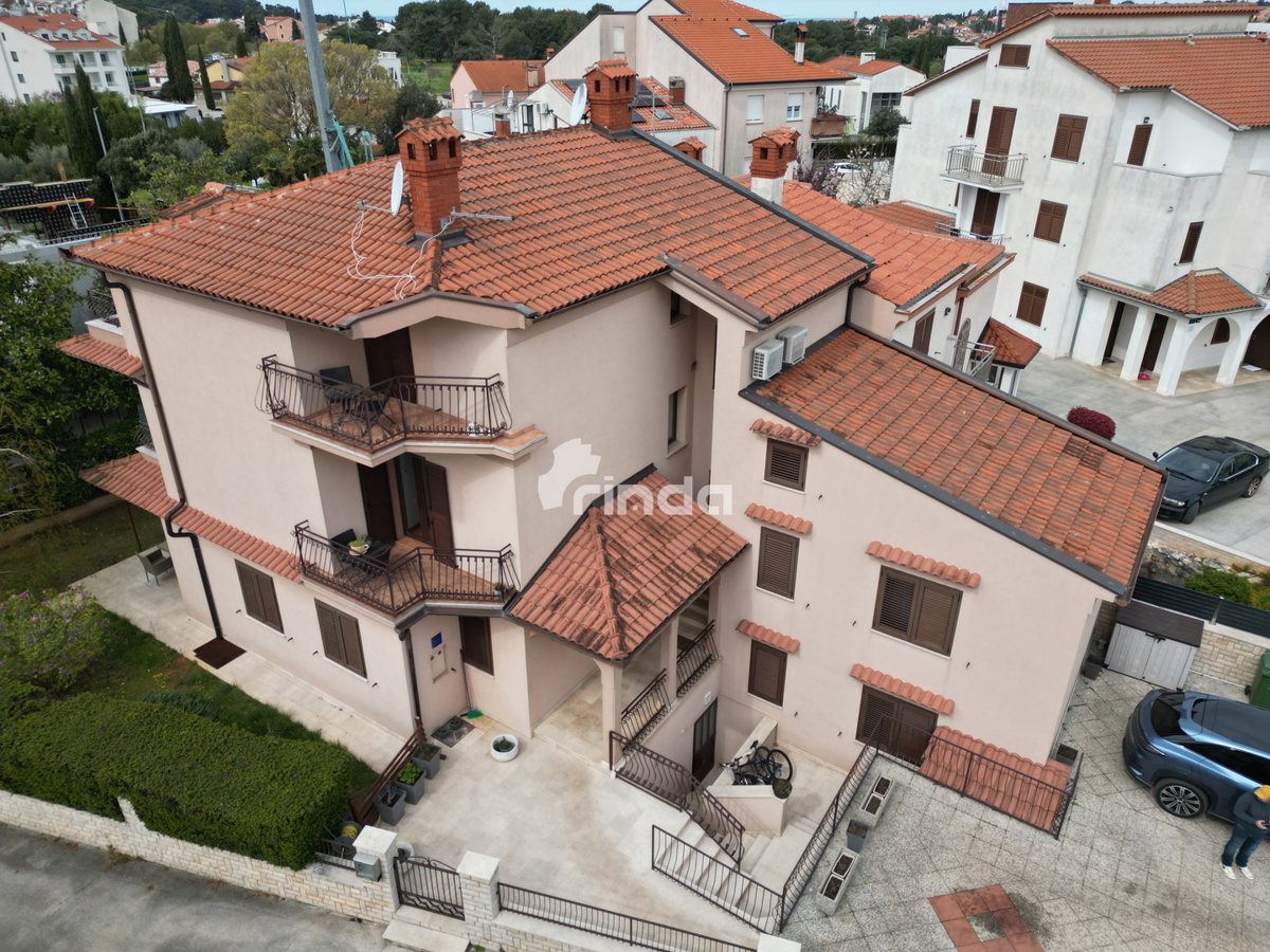 Dvojna hiša - 4 bivalne enote - Rovinj - 365 m2 + (170 m2)