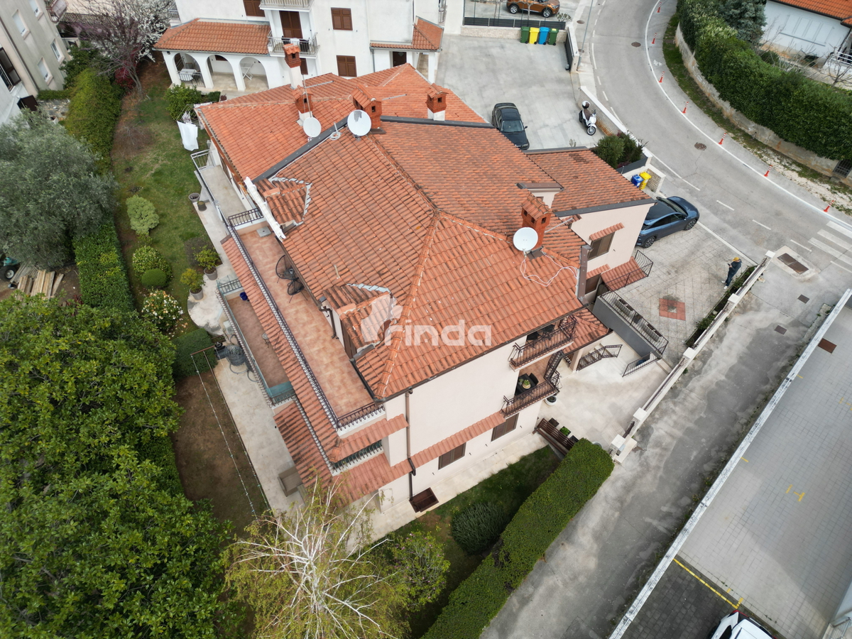 Dvojna hiša - 4 bivalne enote - Rovinj - 365 m2 + (170 m2)