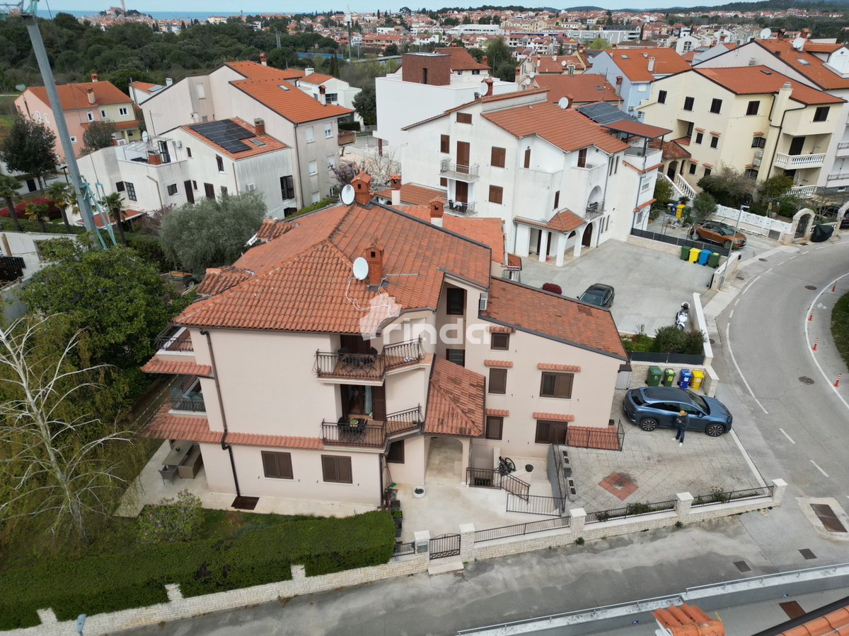 Dvojna hiša - 4 bivalne enote - Rovinj - 365 m2 + (170 m2)