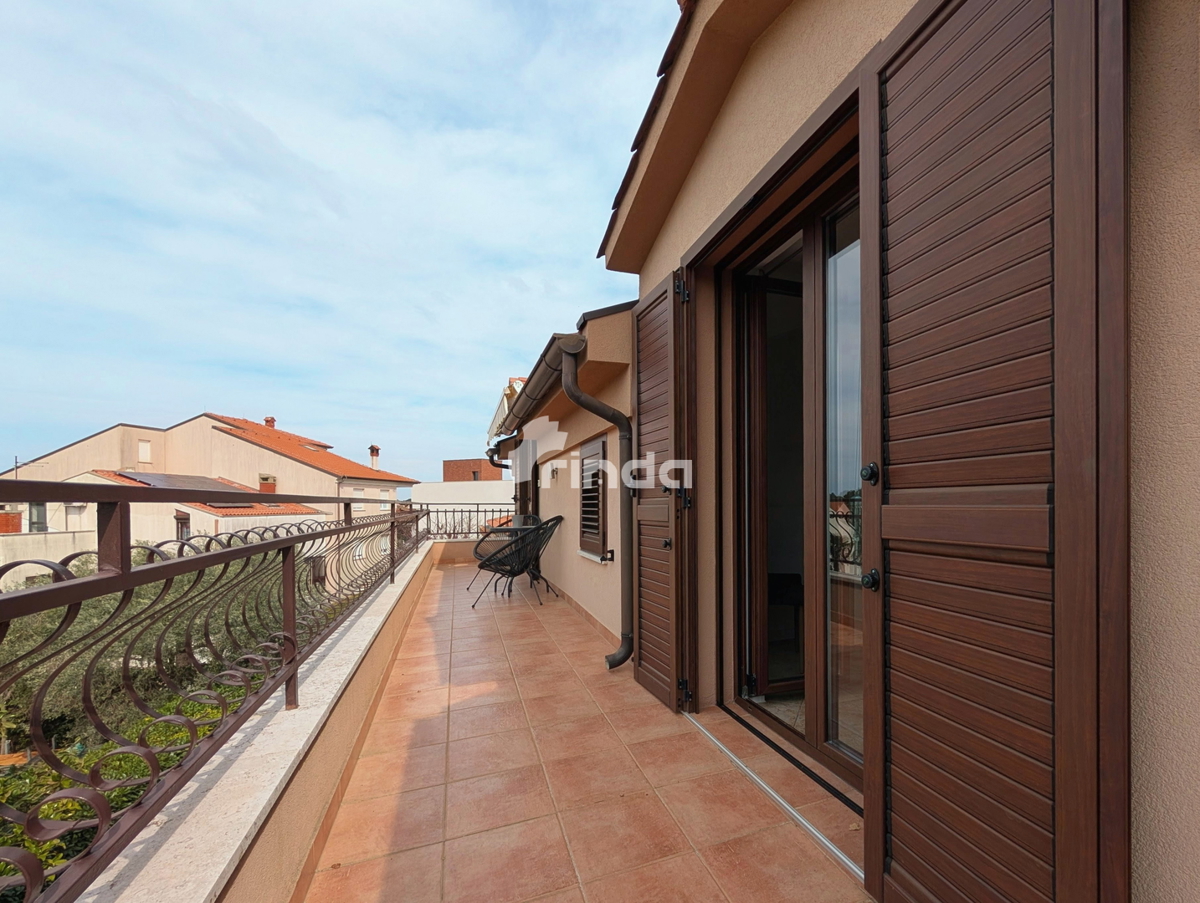 Dvojna hiša - 4 bivalne enote - Rovinj - 365 m2 + (170 m2)