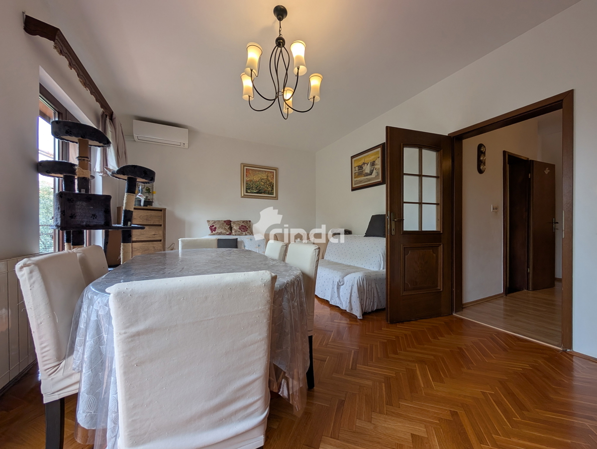 Dvojna hiša - 4 bivalne enote - Rovinj - 365 m2 + (170 m2)