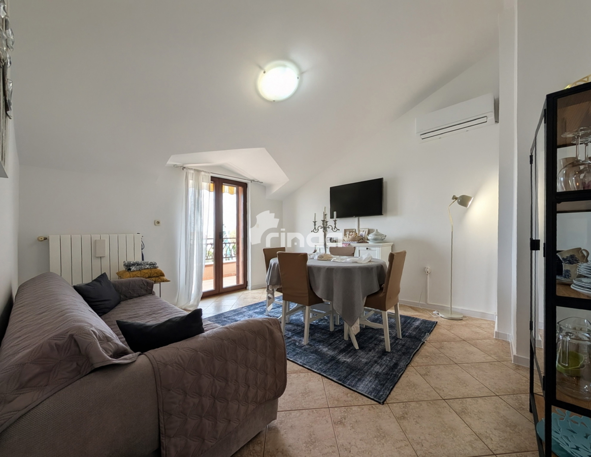 Dvojna hiša - 4 bivalne enote - Rovinj - 365 m2 + (170 m2)