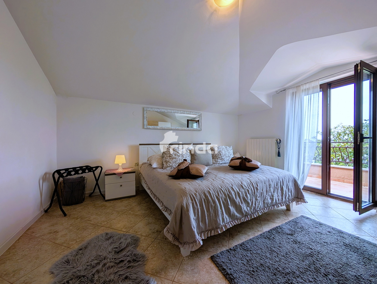 Dvojna hiša - 4 bivalne enote - Rovinj - 365 m2 + (170 m2)