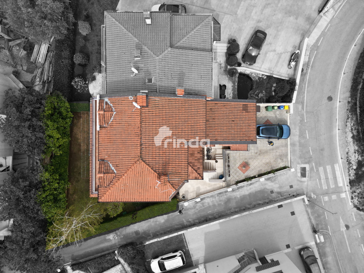 Dvojna hiša - 4 bivalne enote - Rovinj - 365 m2 + (170 m2)