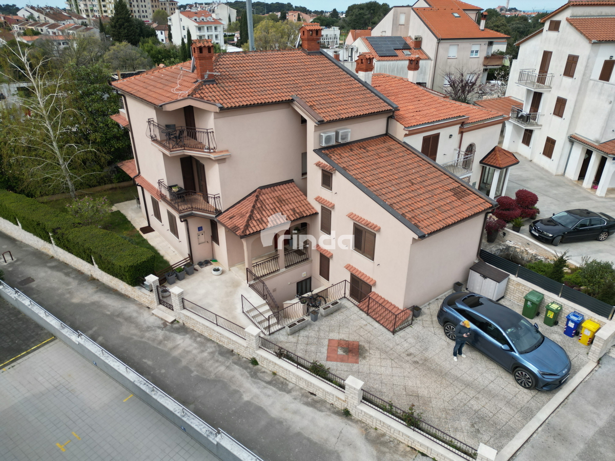 Dvojna hiša - 4 bivalne enote - Rovinj - 365 m2 + (170 m2)