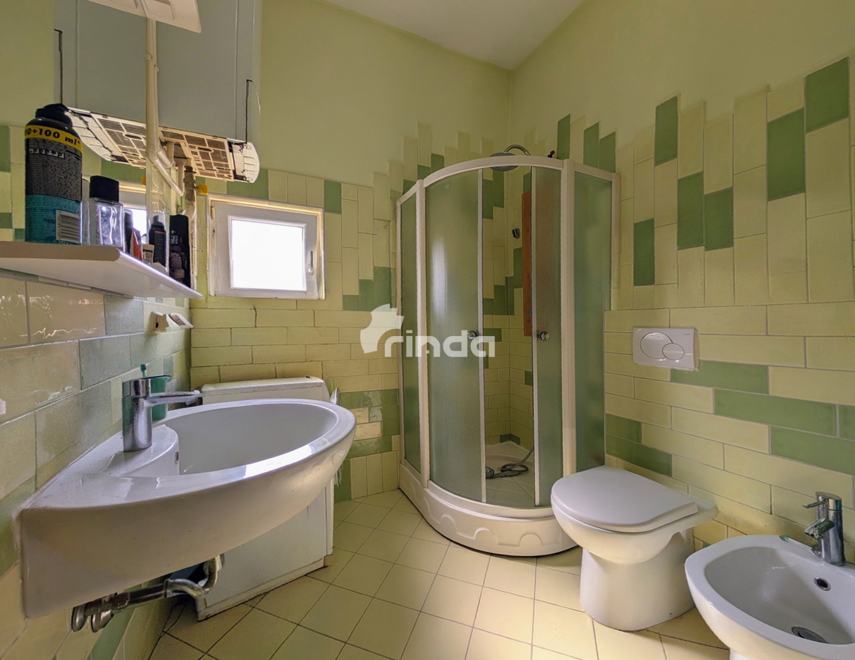 Prostorno družinsko stanovanje z vrtom - Pula - 81 m2 + (220 m2)