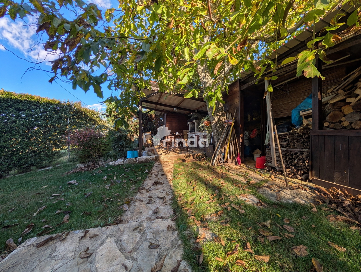 Samostojna hiša s bazenom v okolici Rovinja - 60 m2 + (500 m2)