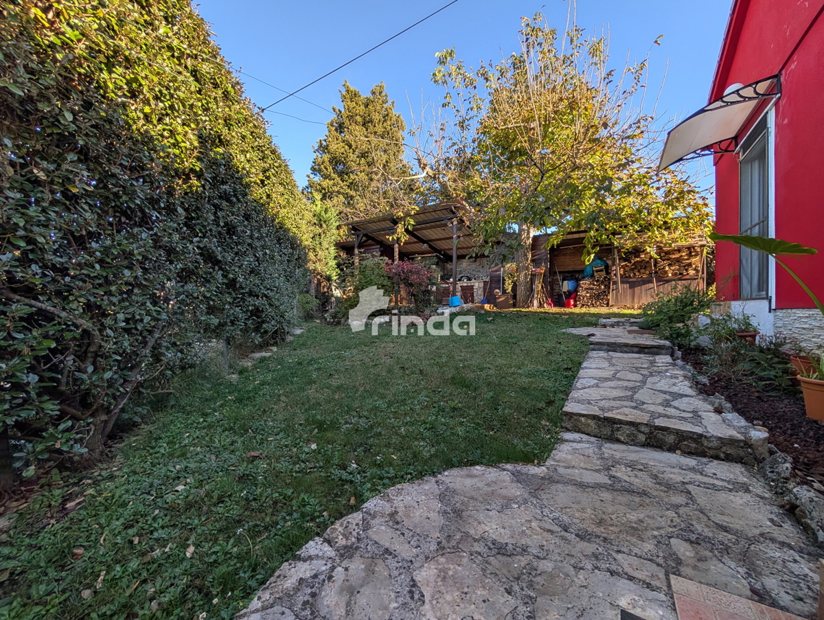 Samostojna hiša s bazenom v okolici Rovinja - 60 m2 + (500 m2)