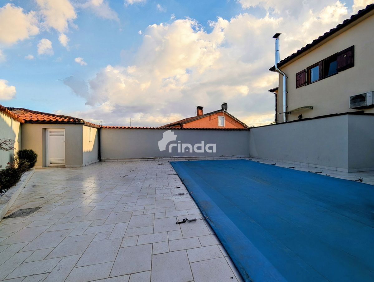 Dvojna hiša - Rovinj vas - 91 m2 + (108 m2)