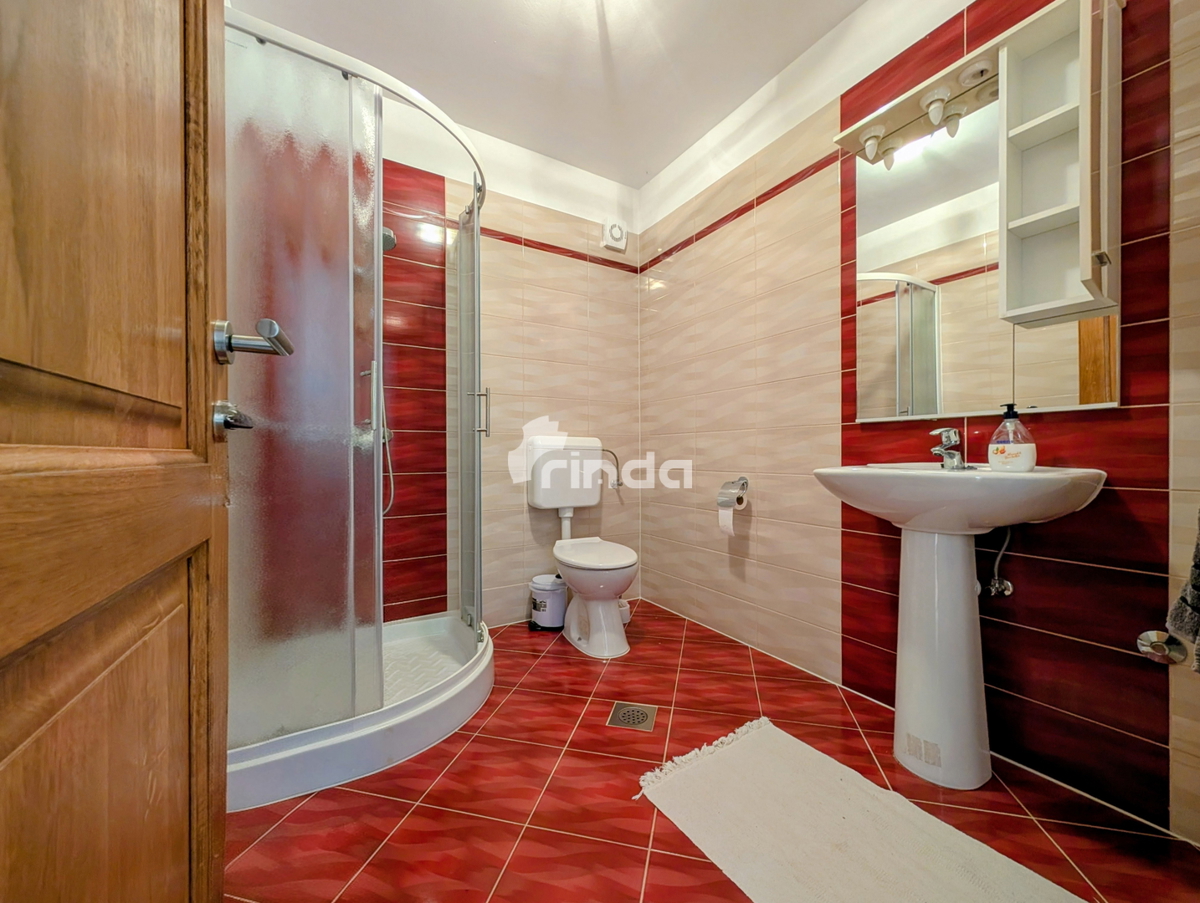 Dvojna hiša - Rovinj vas - 91 m2 + (108 m2)