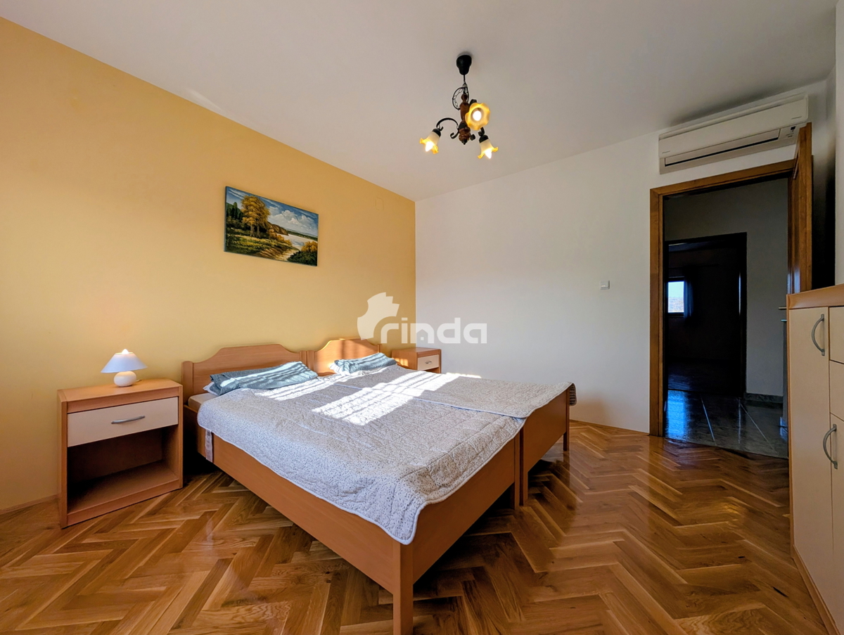 Dvojna hiša - Rovinj vas - 91 m2 + (108 m2)