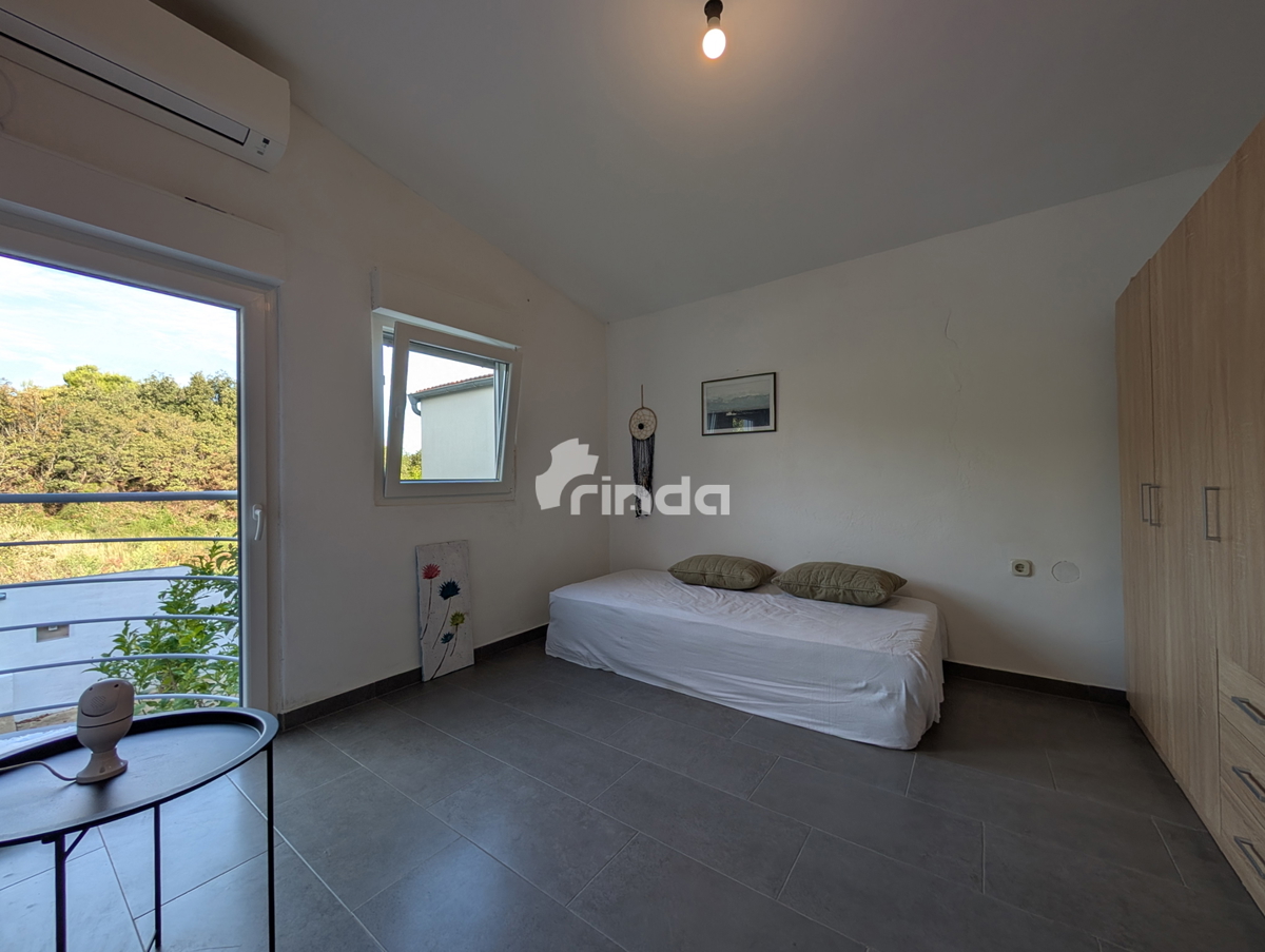 Hiša - Ližnjan - Marlera - 80m2 (200m2 zemljišča)