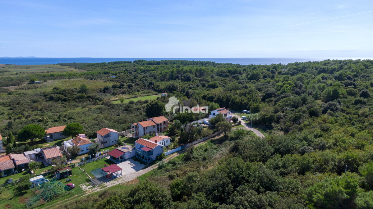Hiša - Ližnjan - Marlera - 80m2 (200m2 zemljišča)