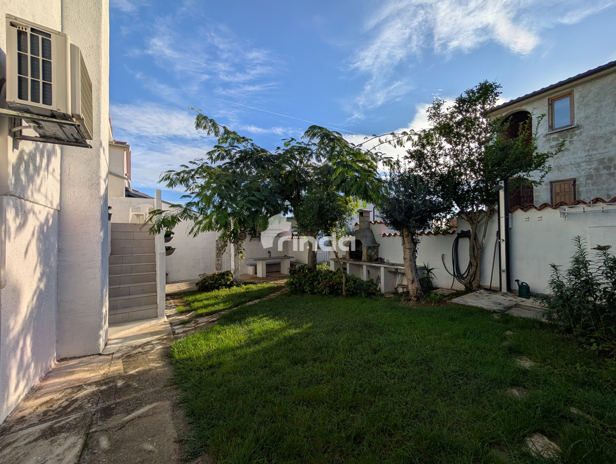 Hiša - Ližnjan - Marlera - 80m2 (200m2 zemljišča)